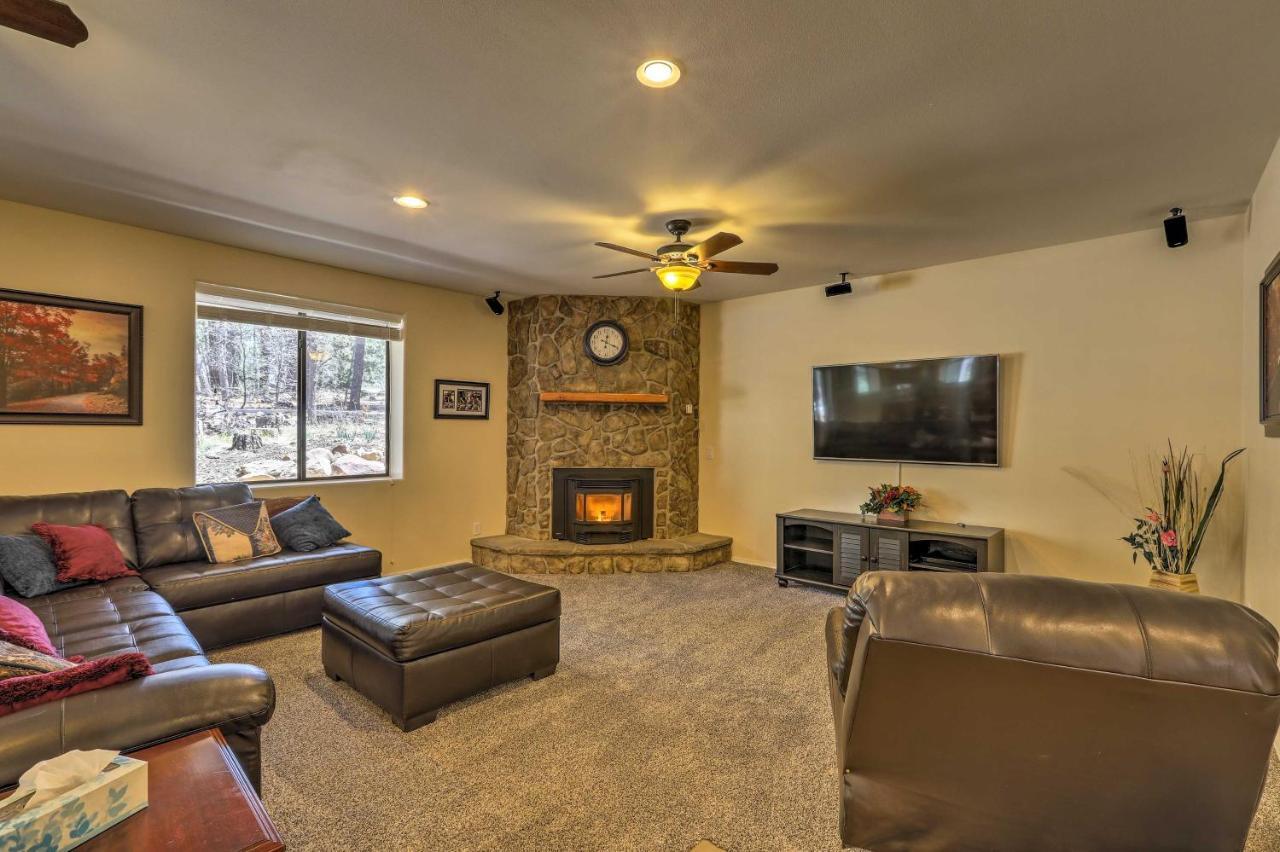 Spacious Pinetop-Lakeside Home With Hot Tub And Grill! Eksteriør bilde
