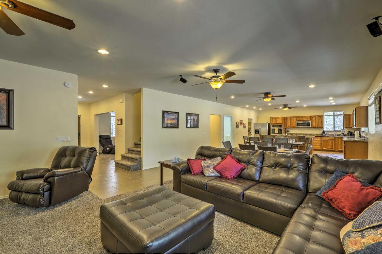 Spacious Pinetop-Lakeside Home With Hot Tub And Grill! Eksteriør bilde