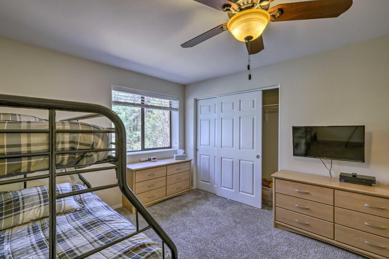 Spacious Pinetop-Lakeside Home With Hot Tub And Grill! Eksteriør bilde
