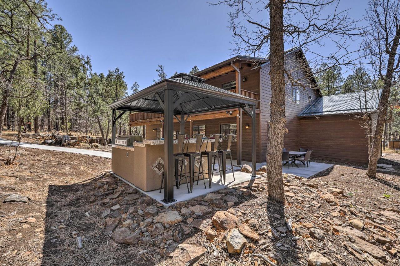 Spacious Pinetop-Lakeside Home With Hot Tub And Grill! Eksteriør bilde