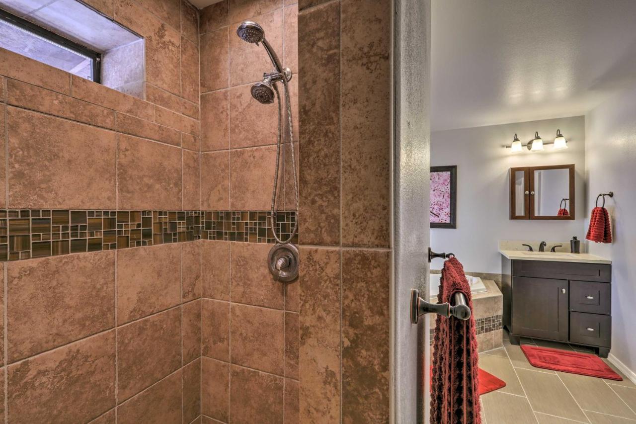 Spacious Pinetop-Lakeside Home With Hot Tub And Grill! Eksteriør bilde